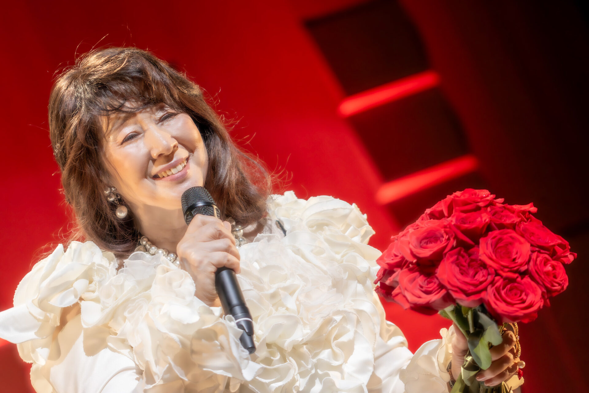 Featured image for “RoseDiaryGallery｜デビュー20周年記念リサイタル「祈りの薔薇」の一枚”